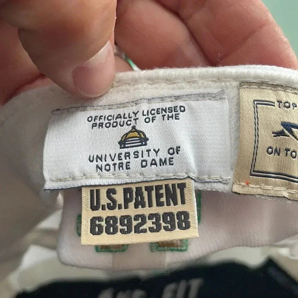 Vintage 90s Notre Dame Top of the World  baseball cap, white & green - Picture 9 of 9